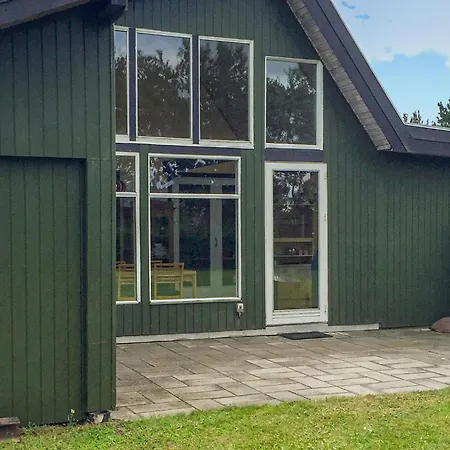 1 Bedroom In *